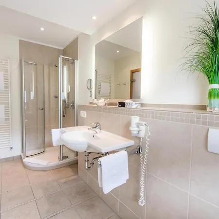 Hanses-braeutigam Hotel