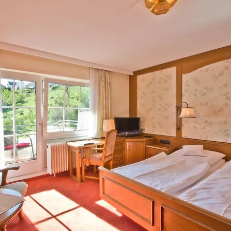 Hanses-braeutigam Hotel