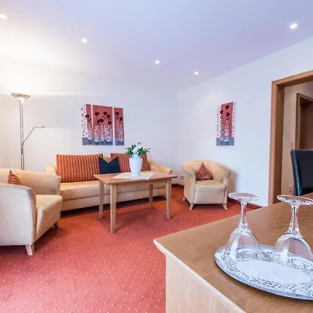 Hanses-braeutigam Hotel